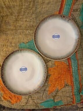 NWT Matceramica Portugal Ceramic Stoneware Salad Plates- Set of 2